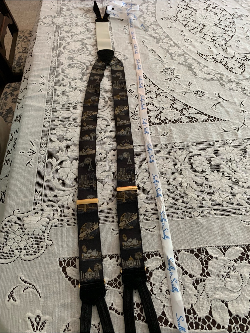 TRAFALGAR 2000 Y2K Scully & Scully  Silk Suspenders in Black